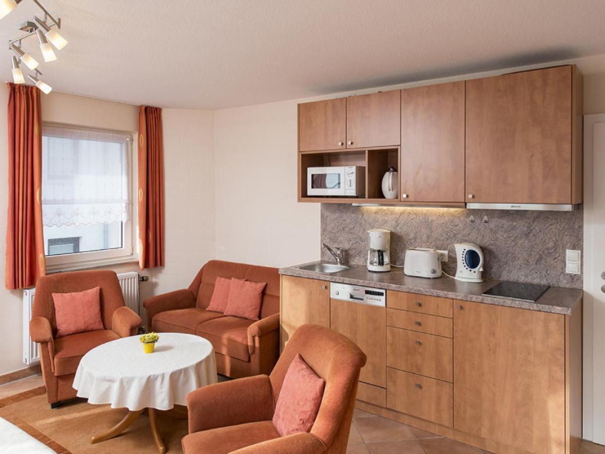 Haus Duenenglueck Whg. 23, Teilseesicht 쿡스하펜 외부 사진