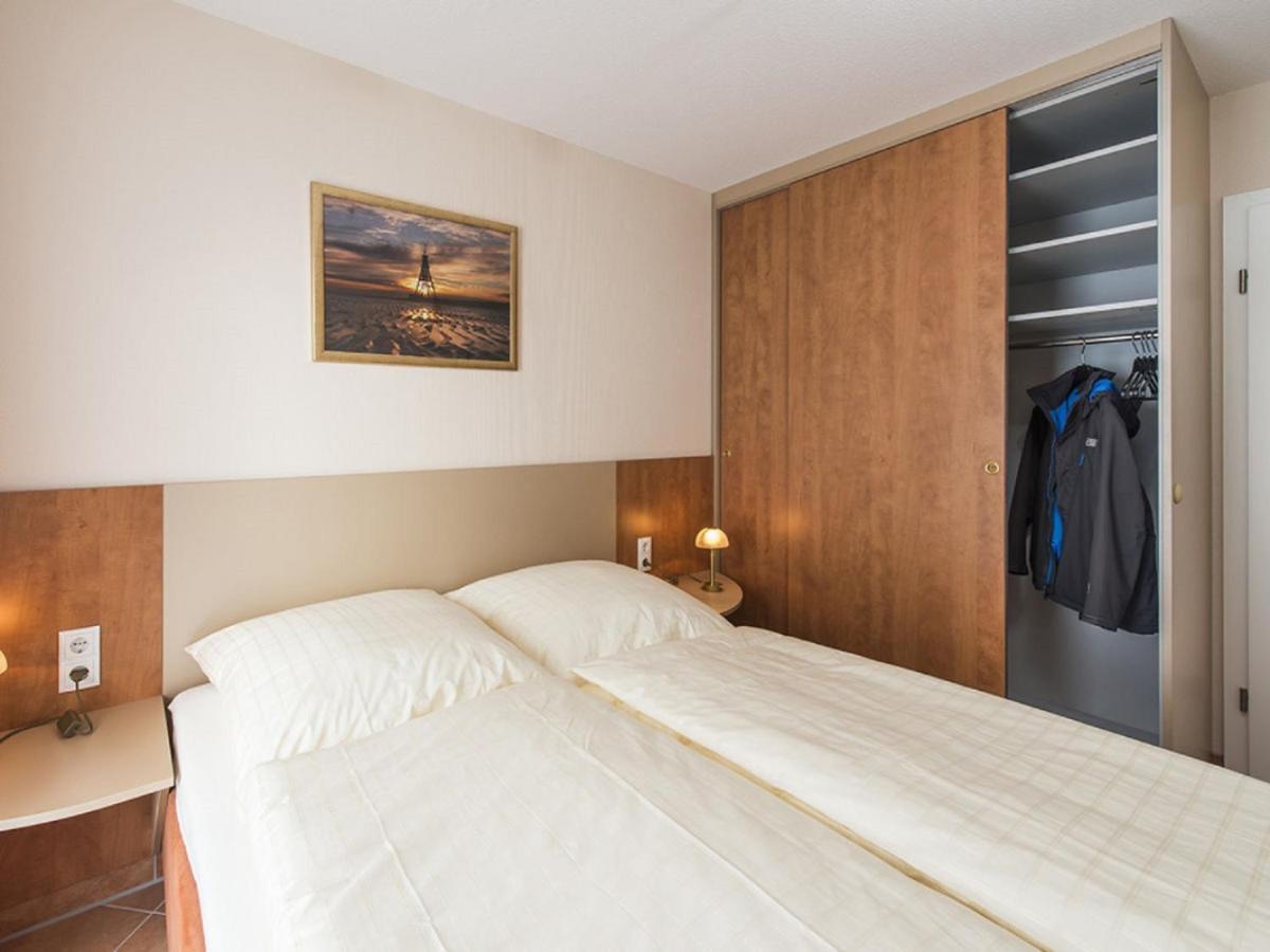 Haus Duenenglueck Whg. 23, Teilseesicht 쿡스하펜 외부 사진